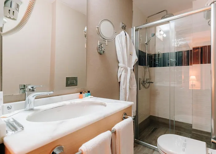 Invite Corner Τραμπζόν