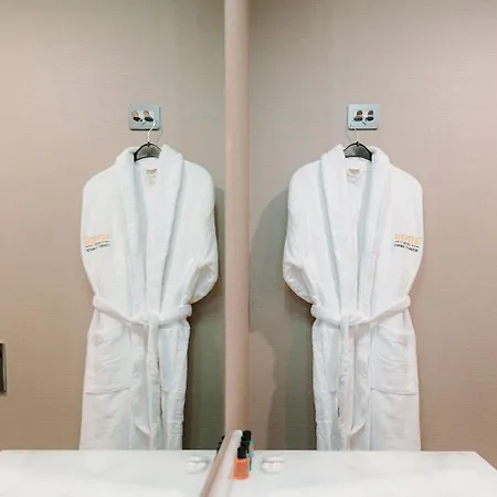 酒店 Invite Corner 4*