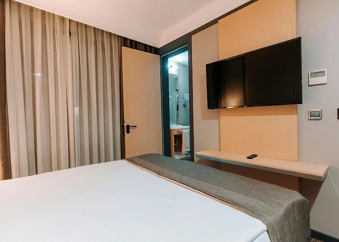 Invite Corner 4* טראבזון